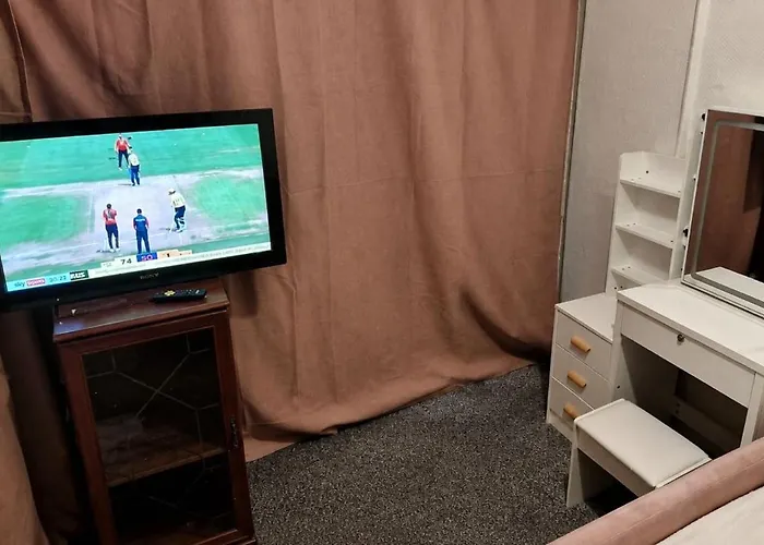 Cozy Private Room Near Everything